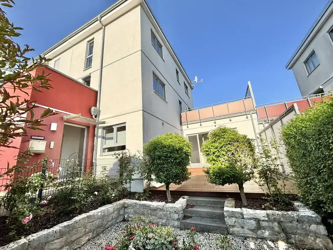 EVERNEST: partially furnished 4br duplex house fitted kitchen 2x parking yard Wiesbaden-Auringen