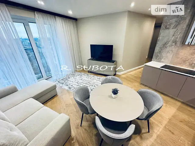 Three-bedroom apartment in Dnipro, Sobornyy district, at Naberezhnaya Pobedy Street, 9B, for long-term monthly rental