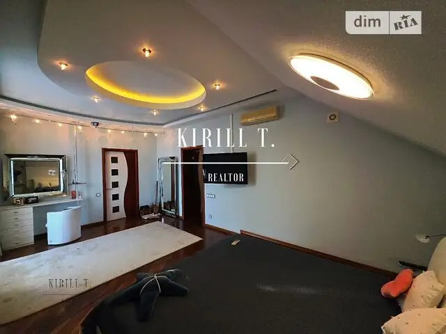 Two-story house with a veranda, 380 sqm, brick construction. For monthly rent in Dnipro, in the 1 May district.