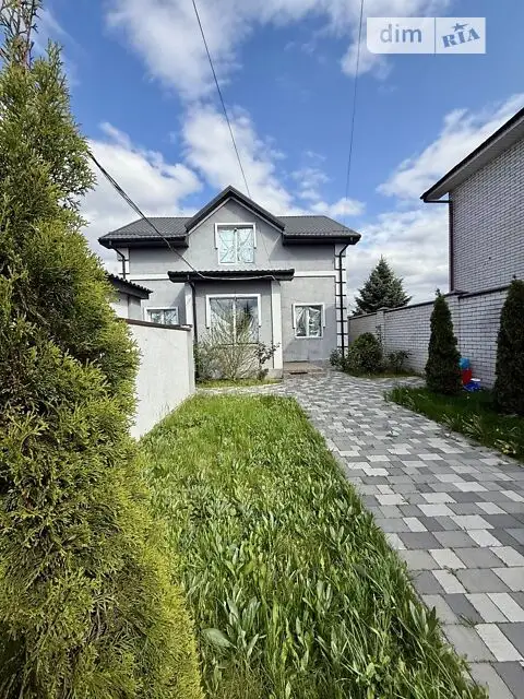 Two-story pavilion house, 149.2 sq.m., monolithic structure. For monthly rent in Dnipro, in the Novoe Klochko area.
