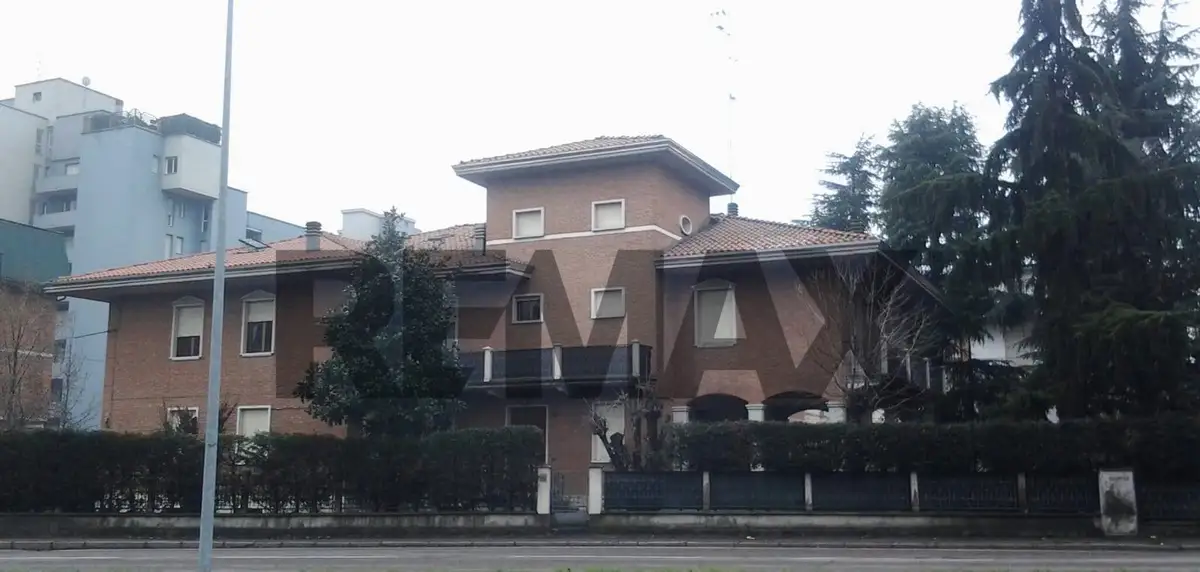 Vendita Casa Indipendente Modena, MO (39791005-53)