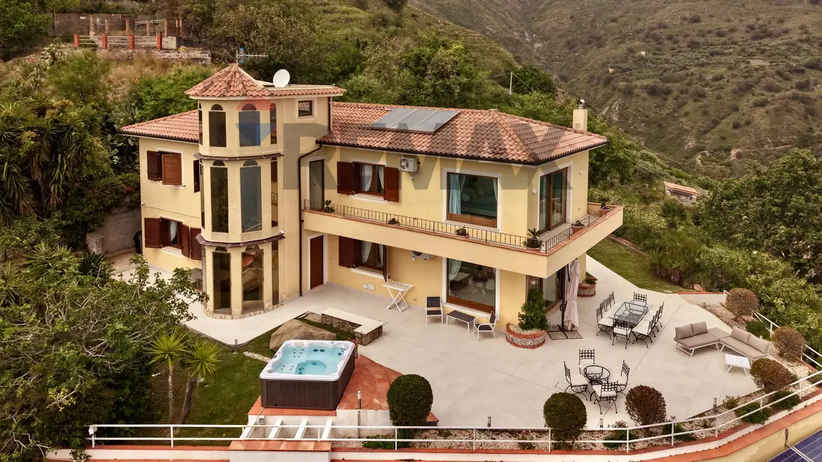 Vendita Villa singola Letojanni, ME (30721933-83)