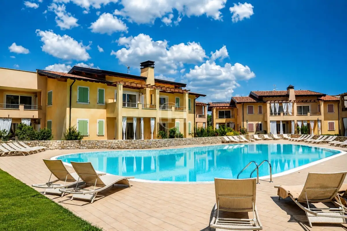 Property for sale in Lonato del Garda – Gardasee – 93625_407247_DV-775
