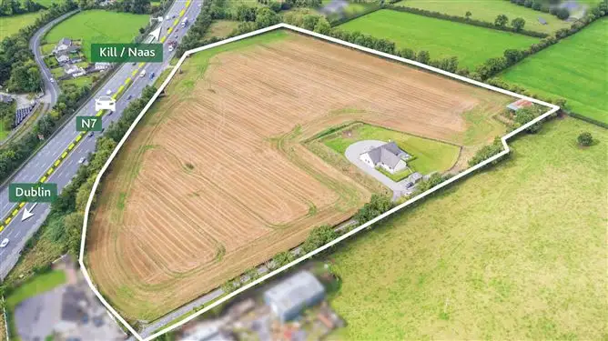 Residence On 11.85 Acres Blackhill