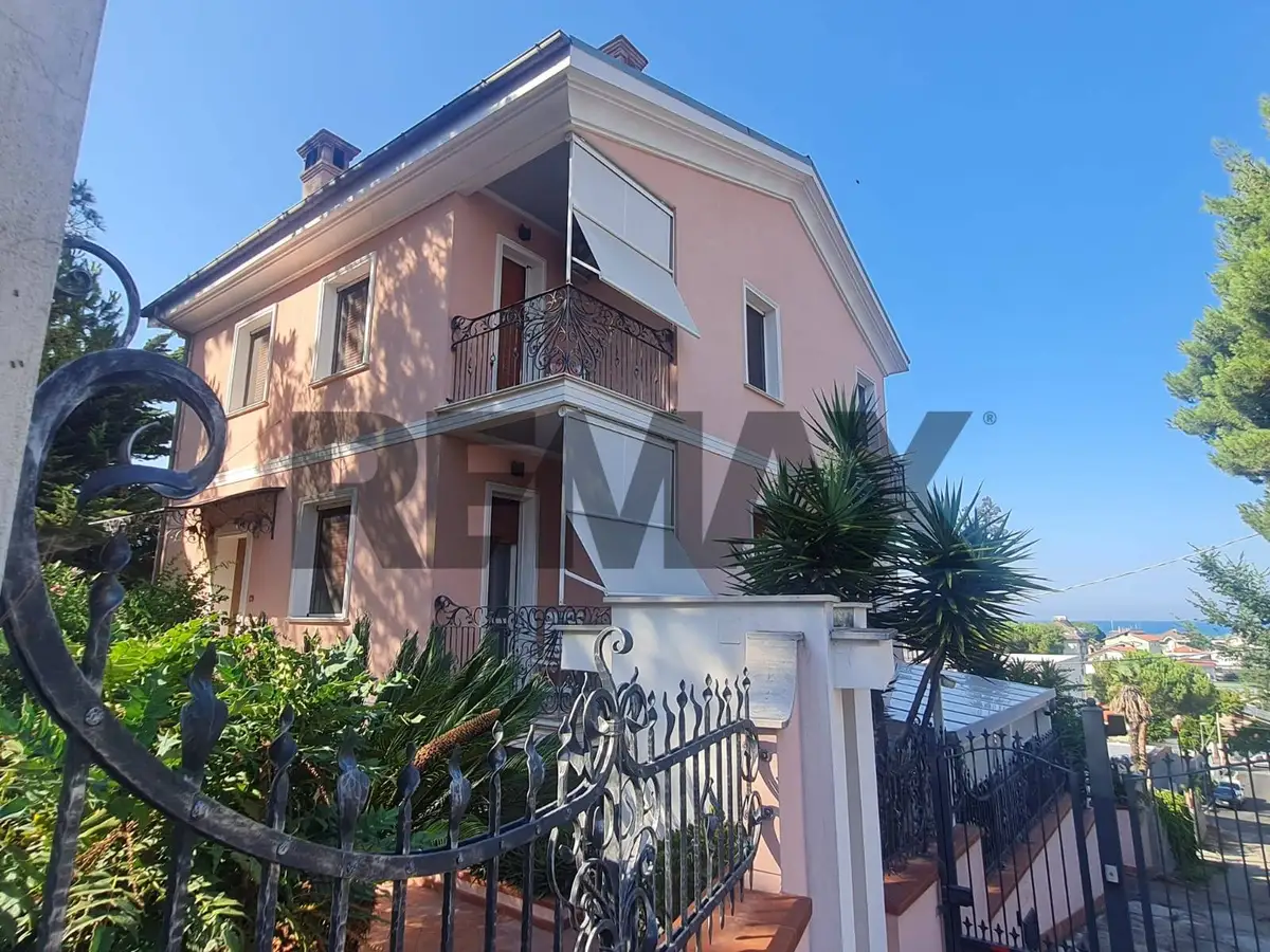 Vendita Porzione di villa Francavilla al Mare, CH (34551022-71)