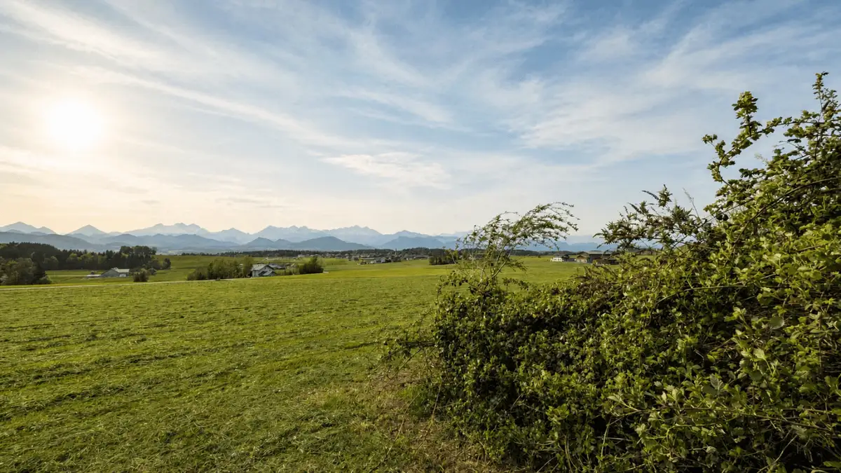 Einzigartiges Grundstück mit Panoramablick in Ruhelage