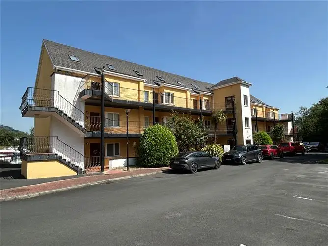 Apt 10D Harbour Village