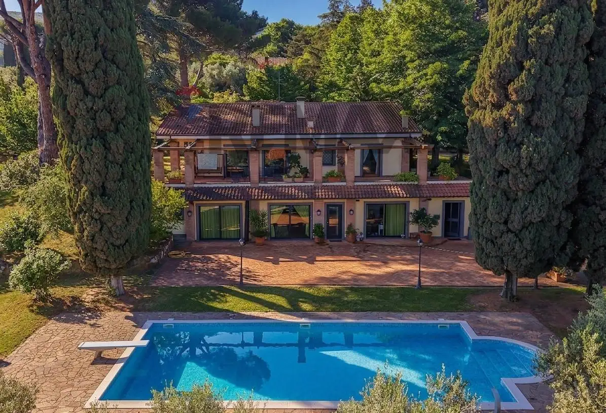 Vendita Villa singola Frascati, RM (38411001-334)