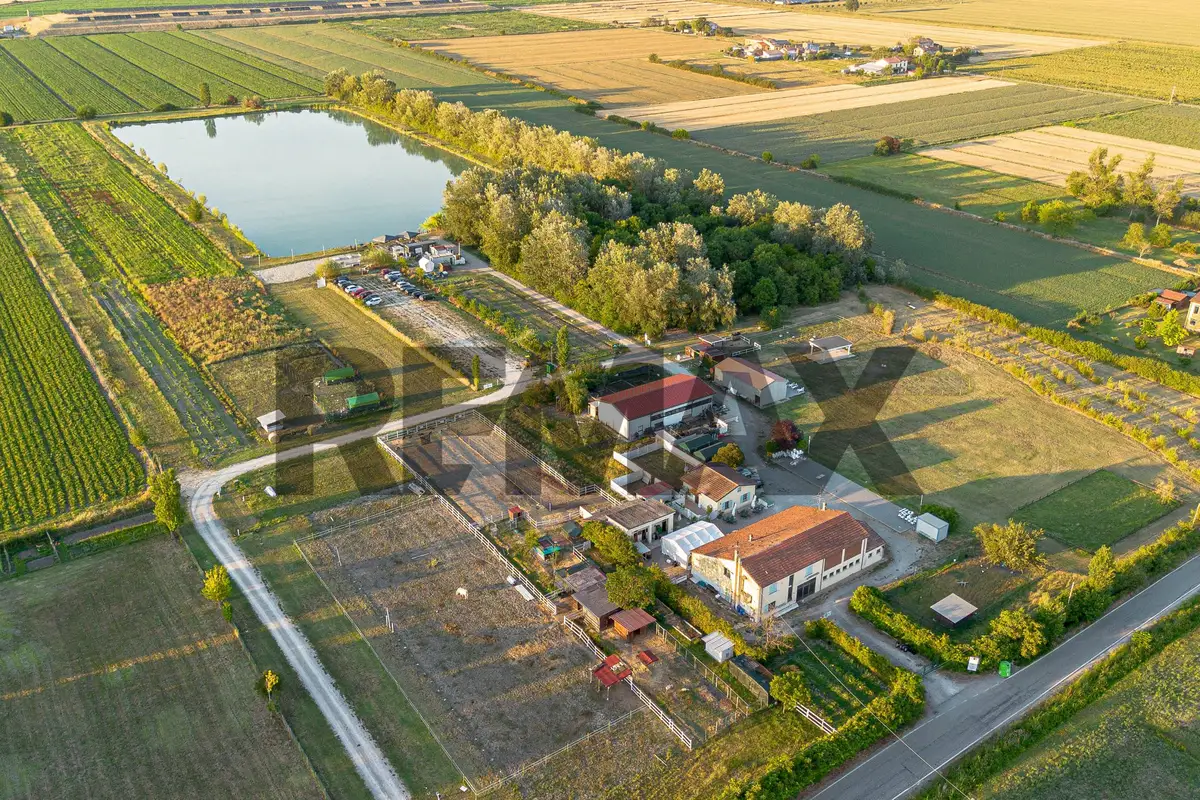 Vendita Agriturismo Parma, PR (38021023-4149)